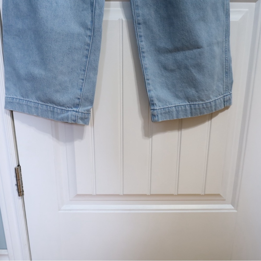 Aritzia Wilfred Embark High Waisted Front Pleated Light Wash Jeans Size 0 - Picture 4 of 11